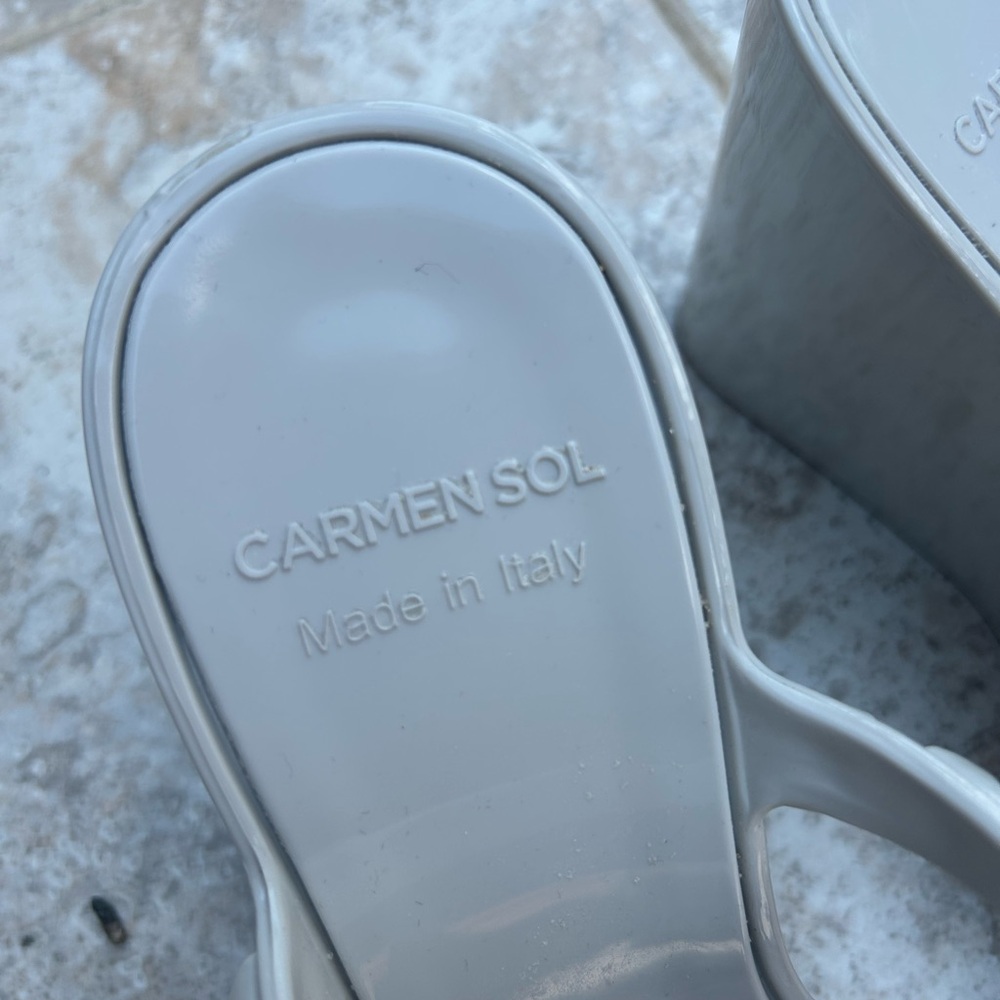 Carmen Sol White Studded Wedge Sandals - Picture 4 of 6